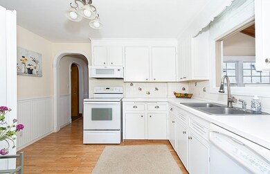 2814 Providence Rd, Northbridge, MA 01534 - photo 7