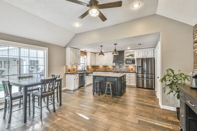 311 Garrett Dr, Magnolia, TX 77354 - photo 7