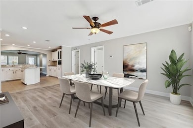 Virtually staged dining room