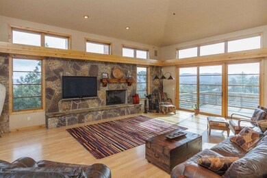 Living Room-3