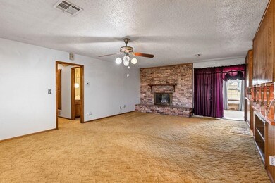 733 Oklahoma 17, Rush Springs, OK 73082 - photo 5