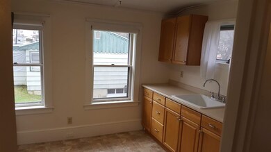 31 6th St unit 8, Dover, NH 03820 - photo 3