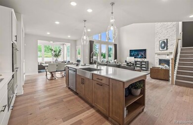 51344 Nature Trail Dr, Macomb, MI 48042 - photo 5