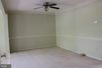 15808 Glacier Ct, North Potomac, MD 20878 - photo 3