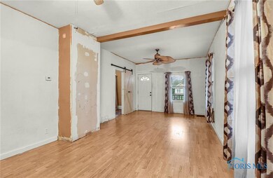 1528 Hirzel St, Toledo, OH 43605 - photo 4