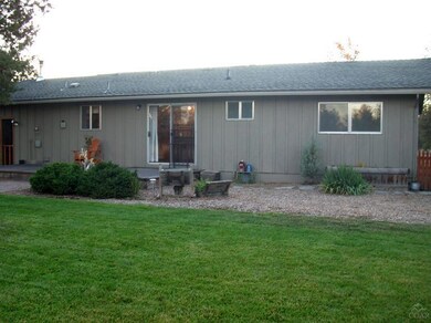 63268 Chaparrel Dr, Bend, OR 97701 - photo 4