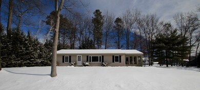 57 Oakman St, Turners Falls, MA 01376 - photo 3