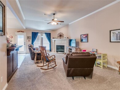 1004 Falco Concolor Dr, Norman, OK 73072 - photo 3