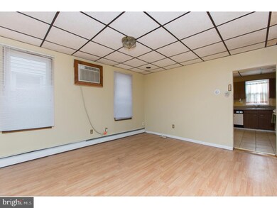 613 Maddock St, Crum Lynne, PA 19022 - photo 7