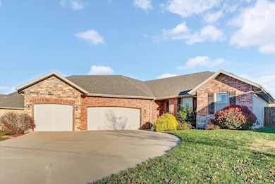 1926 N Brookhollow Dr, Nixa, MO 65714 - photo 3