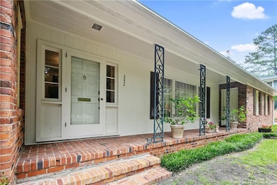 2220 Westhaven Dr, Fayetteville, NC 28303 - photo 2