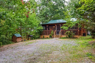3119 Bear Mountain Ln, Sevierville, TN 37876 - photo 2