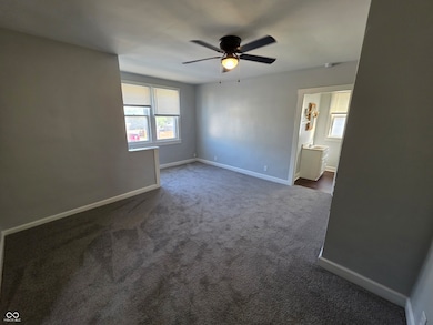 4502 Unit 2 E Washington St, Indianapolis, IN 46201 - photo 4