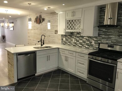 1410 S 23rd St, Philadelphia, PA 19146 - photo 4