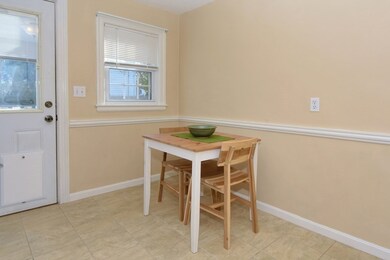 33 Calumet Ave, Worcester, MA 01606 - photo 7