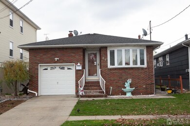 26 N Whittier St, Carteret, NJ 07008 - photo 2
