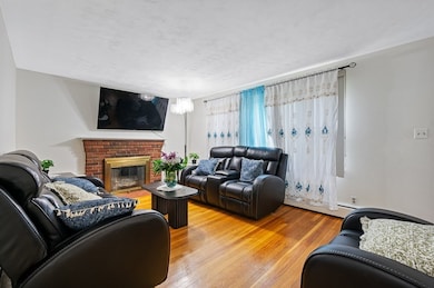 96 Calumet Ave, Worcester, MA 01606 - photo 5