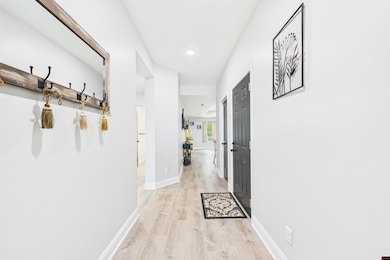 1413 Hobbs Ct, Mountain Home, AR 72653 - photo 3