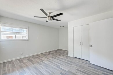 2420 Mcduffie St unit 2, Houston, TX 77019 - photo 4