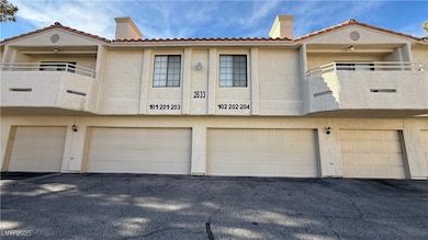 2633 S Durango Dr unit 202, Las Vegas, NV 89117 - photo 3