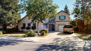 2944 Sussex Ave, Clovis, CA 93611 - photo 3