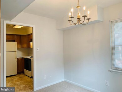 9713 Hagel Cir unit B, Lorton, VA 22079 - photo 6