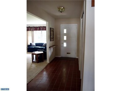 3117 Shrewsbury Rd, Allentown, PA 18104 - photo 2