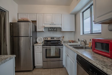 830 E 3990 S unit D, Salt Lake City, UT 84107 - photo 6