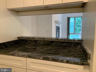 516 S Charles St, Baltimore, MD 21201 - photo 4