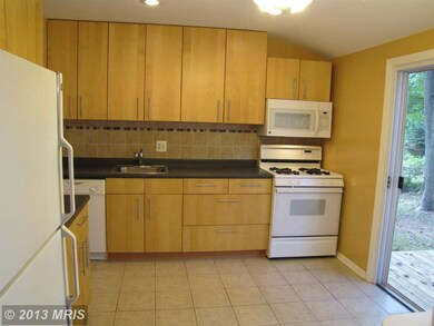 4217 Landgreen St, Rockville, MD 20853 - photo 7