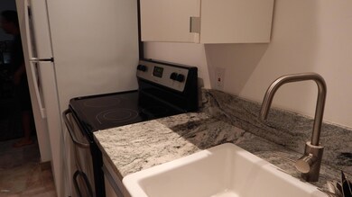 2103 S Granada Dr unit 7, Tempe, AZ 85282 - photo 5