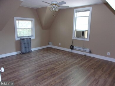100 Broad St, Hightstown, NJ 08520 - photo 2