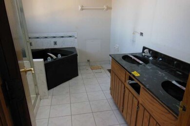 18042 Poplar Ln, Country Club Hills, IL 60478 - photo 6