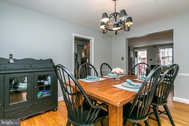 1813 Darrich Dr, Parkville, MD 21234 - photo 6