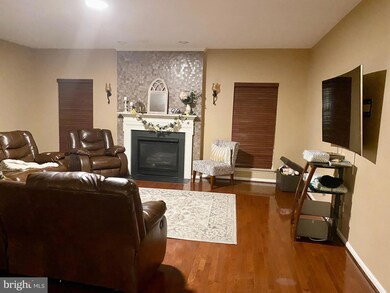 8570 Daltons Grove Way, Bristow, VA 20136 - photo 5