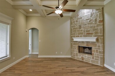3100 White Horse Ct, Granbury, TX 76049 - photo 6