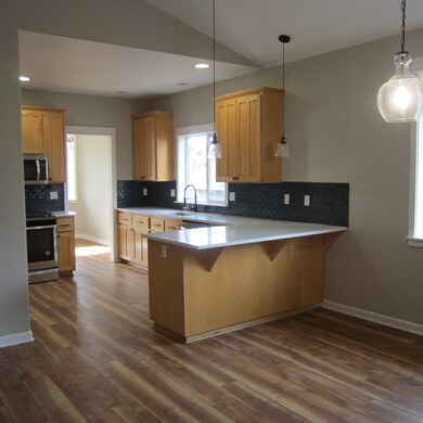 2318 NW Summerhill Dr, Bend, OR 97701 - photo 6