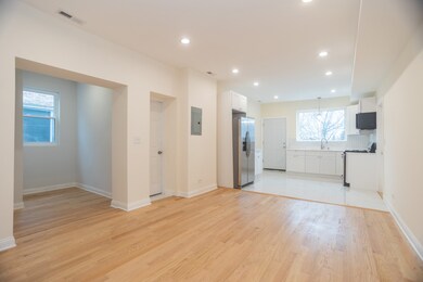 1524 S 51st Ct unit 2R, Cicero, IL 60804 - photo 3