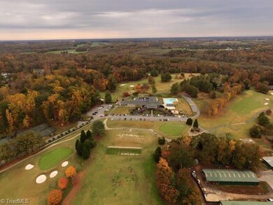 409 Westchester Rd, Statesville, NC 28625 - photo 2