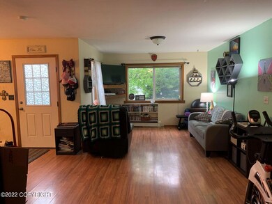 3487 Sean Cir - Living room