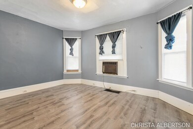 26-web-or-mls-942-park-st-sw