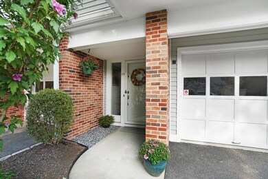 351 Pemberwick Rd unit 701, Greenwich, CT 06831 - photo 3