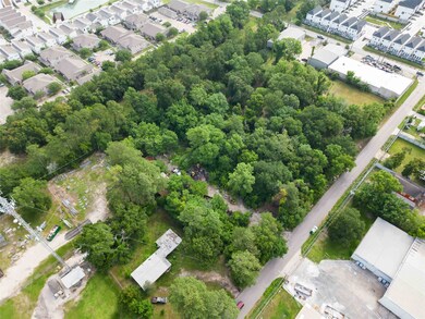 3938 Creekmont Dr, Houston, TX 77091 - photo 2