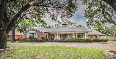 7230 E Mockingbird Ln, Dallas, TX 75214 - photo 2