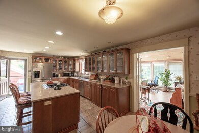 507 Oakcrest Ln, Wallingford, PA 19086 - photo 7