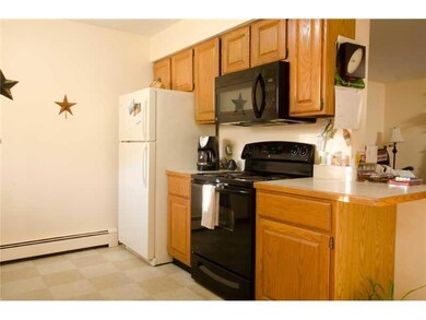 152 Mckeen St unit D20, Brunswick, ME 04011 - photo 3