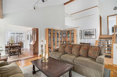 23 Wingate Rd, Lincoln, RI 02865 - photo 7