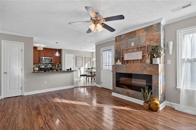 300 Jacks Place, Newport News, VA 23608 - photo 2