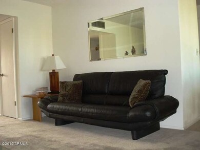 LR Delta east couch