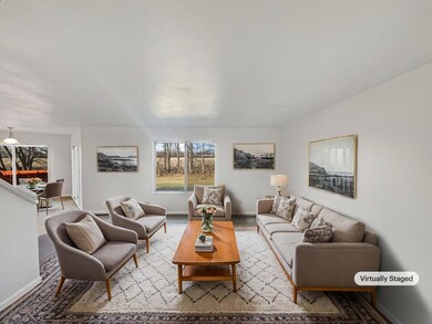 7584 Maple Trunk Dr, Canal Winchester, OH 43110 - photo 2